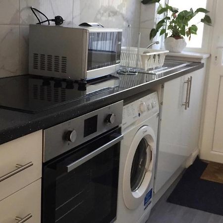 Quiet Studio By Lloyd Park Apartamento South Norwood Exterior foto