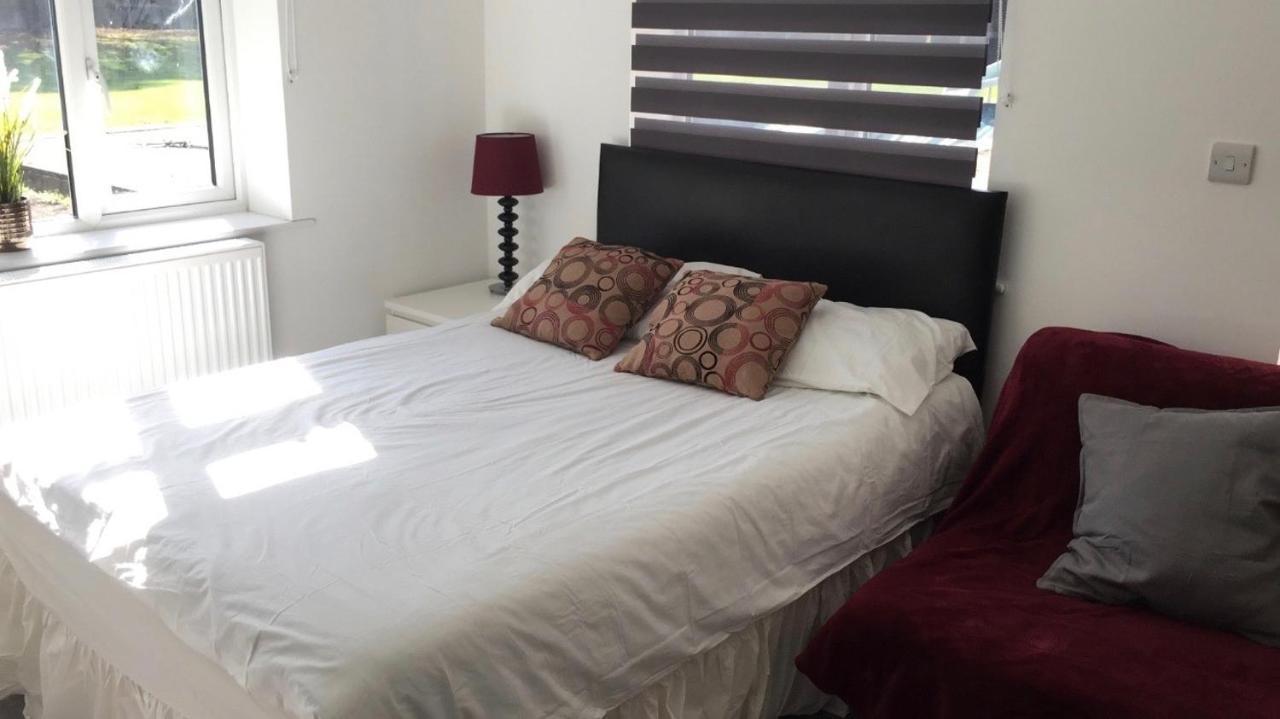 Quiet Studio By Lloyd Park Apartamento South Norwood Exterior foto