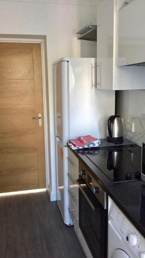 Quiet Studio By Lloyd Park Apartamento South Norwood Exterior foto
